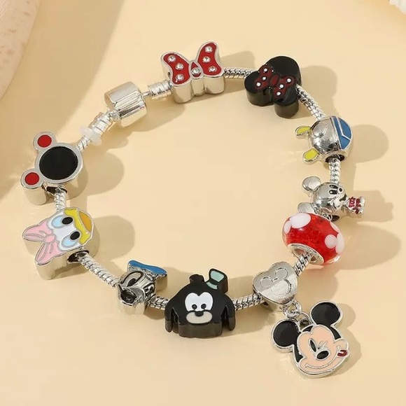 Collectors Edition Mickey Mouse & Friends 925 Silver Charm Bracelet- Ships Today - Picture 6 of 6